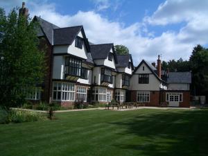 The Bedrooms at Woodhall Spa Hotel