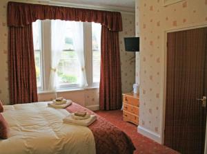 The Bedrooms at Glendower Hotel - BandB