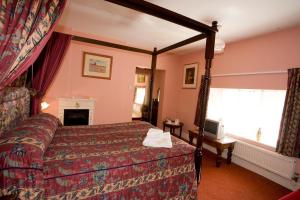 The Bedrooms at Crown Inn