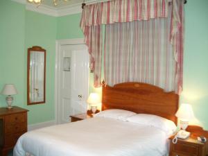 The Bedrooms at Lincolnshire Oak Hotel