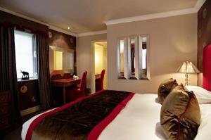 The Bedrooms at Rowhill Grange Hotel and Utopia Spa