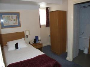 The Bedrooms at Grassmarket Hotel