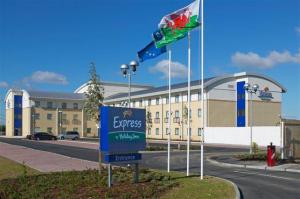 Express By Holiday Inn Cardiff Airport