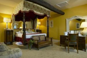 The Bedrooms at Best Western Mount Pleasant Hotel