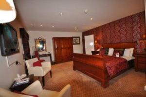 The Bedrooms at West Retford Hotel