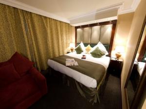 The Bedrooms at Shaftesbury Premier London Paddington