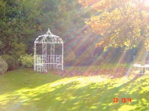 The Bedrooms at Duxford Lodge Hotel