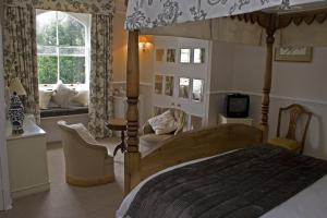 The Bedrooms at Burpham Country House