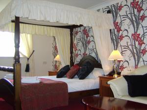 The Bedrooms at The Old Red Lion