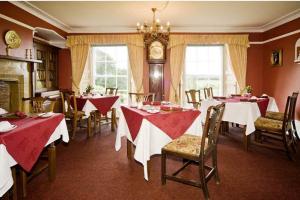 The Bedrooms at Braunston Manor