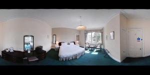 The Bedrooms at The Scot House Hotel