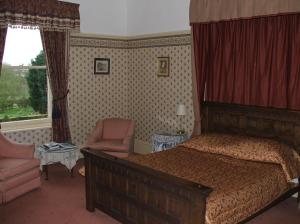 The Bedrooms at Broom Hall Country Hotel