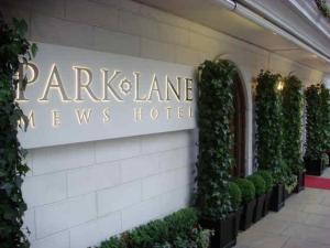 The Bedrooms at Park Lane Mews Hotel