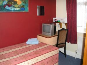 The Bedrooms at Grange Lodge Hotel - BandB