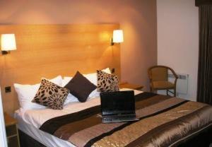 The Bedrooms at Halo Crowwood Hotel Glasgow