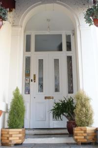 The Bedrooms at London Guest House