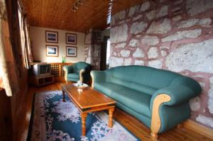 The Bedrooms at Hotel Plas Dinorwic