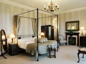 The Bedrooms at Taplow House Hotel and Restaurant