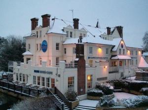 The Bedrooms at The Thames Riviera Hotel