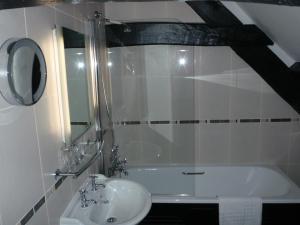 The Bedrooms at The Black Boy Inn