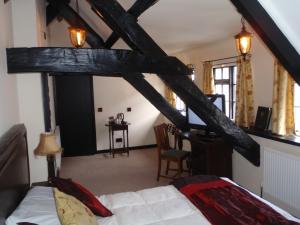 The Bedrooms at The Black Boy Inn