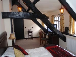 The Bedrooms at The Black Boy Inn