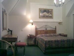 The Bedrooms at Hylands Hotel