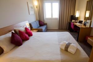The Bedrooms at Novotel London City South