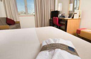 The Bedrooms at Novotel London City South