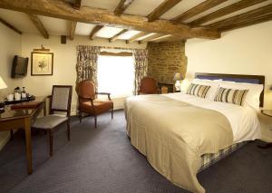 The Bedrooms at Best Western Wroxton House Hotel