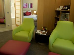 The Bedrooms at Novotel Manchester Centre