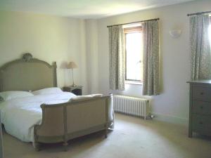 The Bedrooms at Pixtons Green