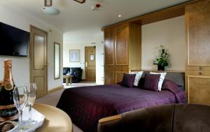The Bedrooms at The Abbey Hotel Golf and Country Club