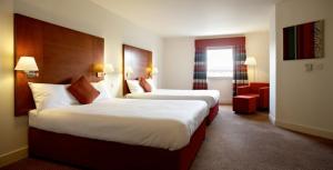 The Bedrooms at Mercure Lodge Hotel, Cardiff