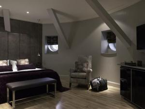 The Bedrooms at Radisson Edwardian Bloomsbury Street Hotel