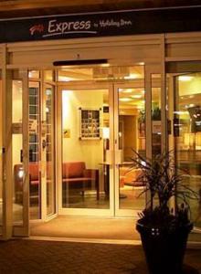 Holiday Inn Express London-Wimbledon-South