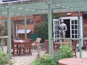 The Bedrooms at The George At Brailes