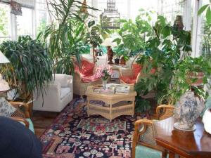 The Bedrooms at Cary Court - Guest House