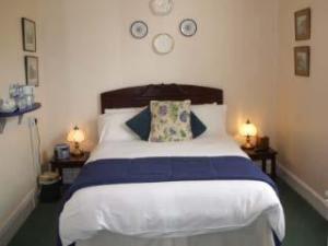 The Bedrooms at Cary Court - Guest House