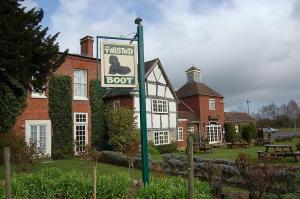 The Bedrooms at Kings Court Hotel