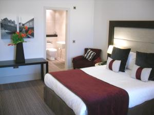 The Bedrooms at Thistle Aberdeen Caledonian