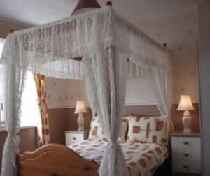 The Bedrooms at New Kimberley Hotel