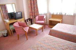 The Bedrooms at Bentinck House Hotel - Guest House