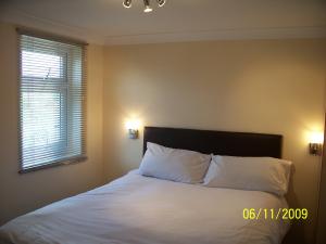 The Bedrooms at Leyton Lodge Studios