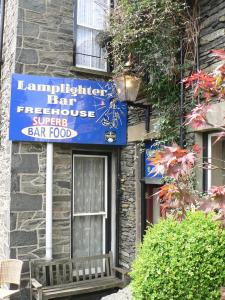 The Bedrooms at Oakthorpe and Lamplighter Bar