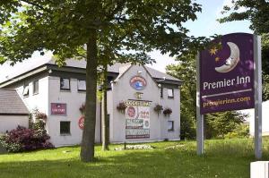 The Bedrooms at Premier Inn Aberdeen Central West