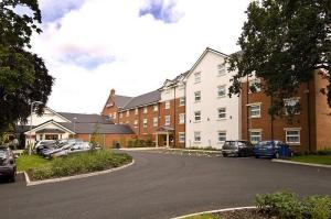 The Bedrooms at Premier Inn Birmingham Central (Hagley Road)