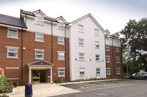 The Bedrooms at Premier Inn Birmingham Central (Hagley Road)