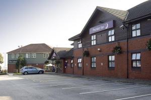 The Bedrooms at Premier Inn Birmingham (Oldbury)