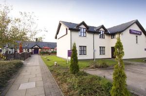 The Bedrooms at Premier Inn Blackburn North West